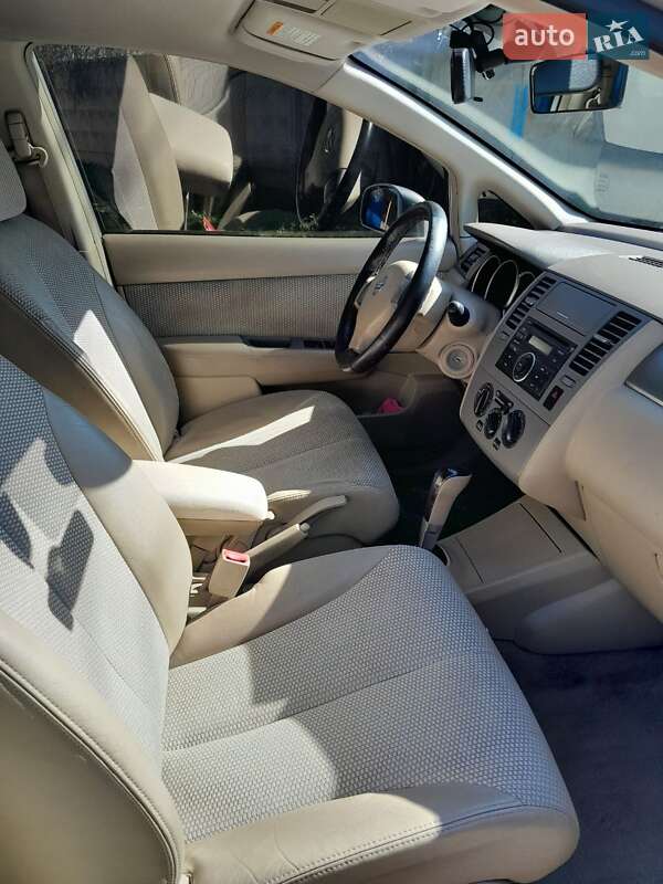 Хэтчбек Nissan TIIDA 2007 в Кривом Роге фото 7 Хэтчбек Nissan TIIDA 2007 в Кривом Роге