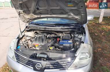 Седан Nissan TIIDA 2007 в  фото 19 Седан Nissan TIIDA 2007 в