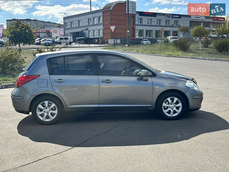 Хэтчбек Nissan TIIDA 2007 в Кривом Роге фото 7 Хэтчбек Nissan TIIDA 2007 в Кривом Роге