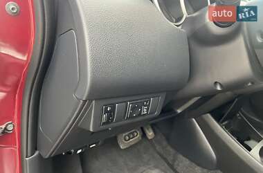 Хэтчбек Nissan TIIDA 2007 в 