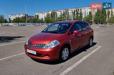 Хэтчбек Nissan TIIDA 2010 в Николаеве