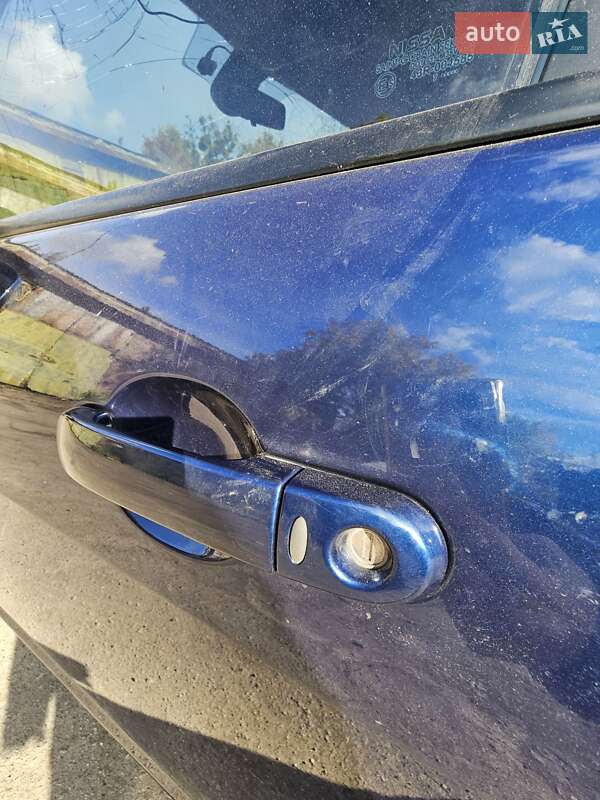Хэтчбек Nissan TIIDA 2007 в Киеве