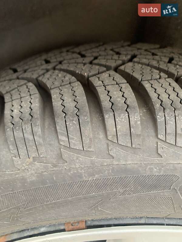 Хэтчбек Nissan TIIDA 2010 в Киеве фото 17 Хэтчбек Nissan TIIDA 2010 в Киеве