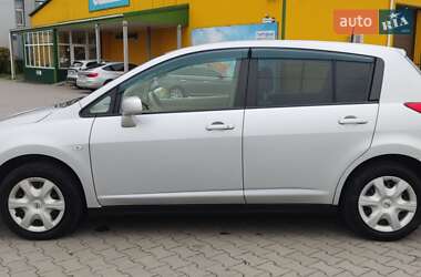 Хэтчбек Nissan TIIDA 2012 в 