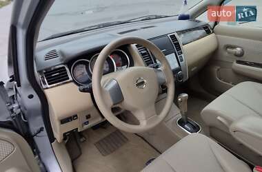Хэтчбек Nissan TIIDA 2012 в 