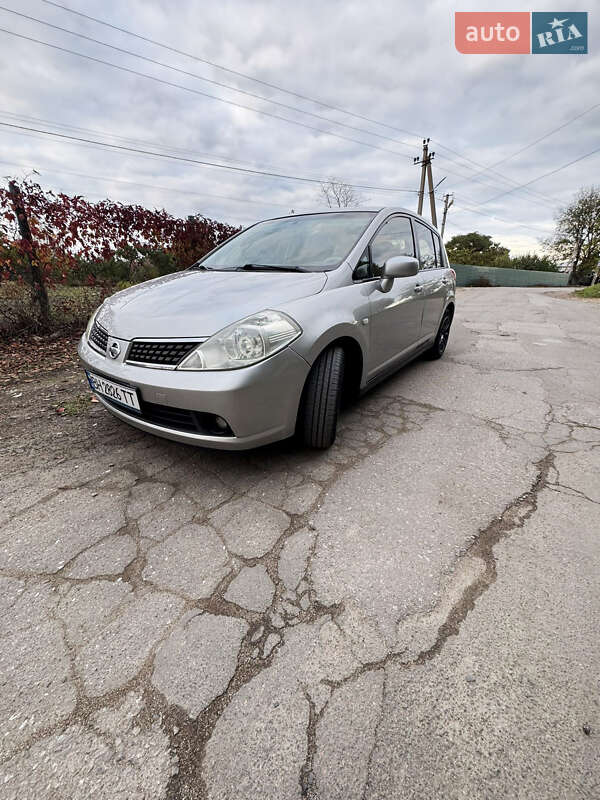 Хетчбек Nissan TIIDA 2006 в Одесі фото 3 Хетчбек Nissan TIIDA 2006 в Одесі