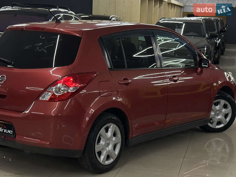 Хетчбек Nissan TIIDA 2010 в Миколаєві фото 9 Хетчбек Nissan TIIDA 2010 в Миколаєві