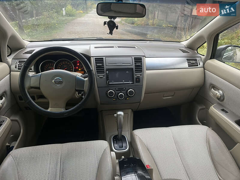 Седан Nissan TIIDA 2007 в Каменском