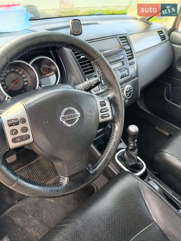 Хэтчбек Nissan TIIDA 2008 в Одессе фото 5 Хэтчбек Nissan TIIDA 2008 в Одессе