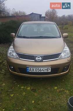 Седан Nissan TIIDA 2008 в Богодухове