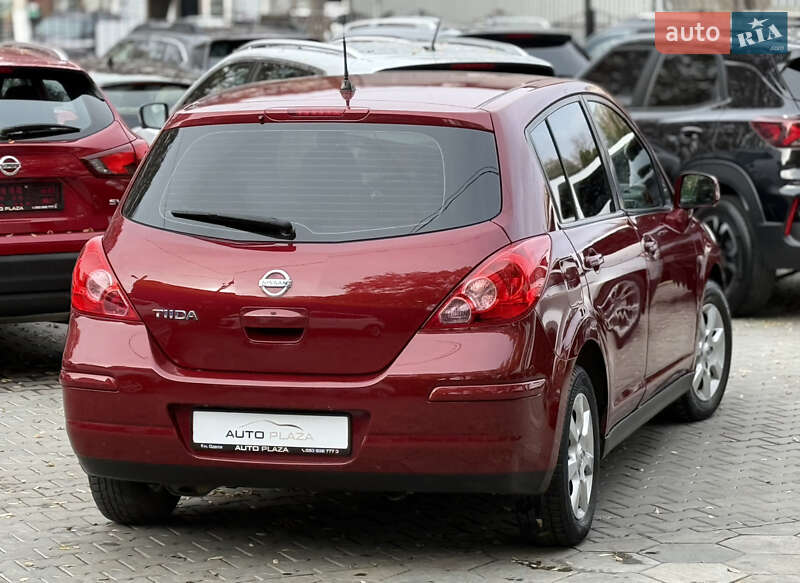 Хэтчбек Nissan TIIDA 2008 в Одессе