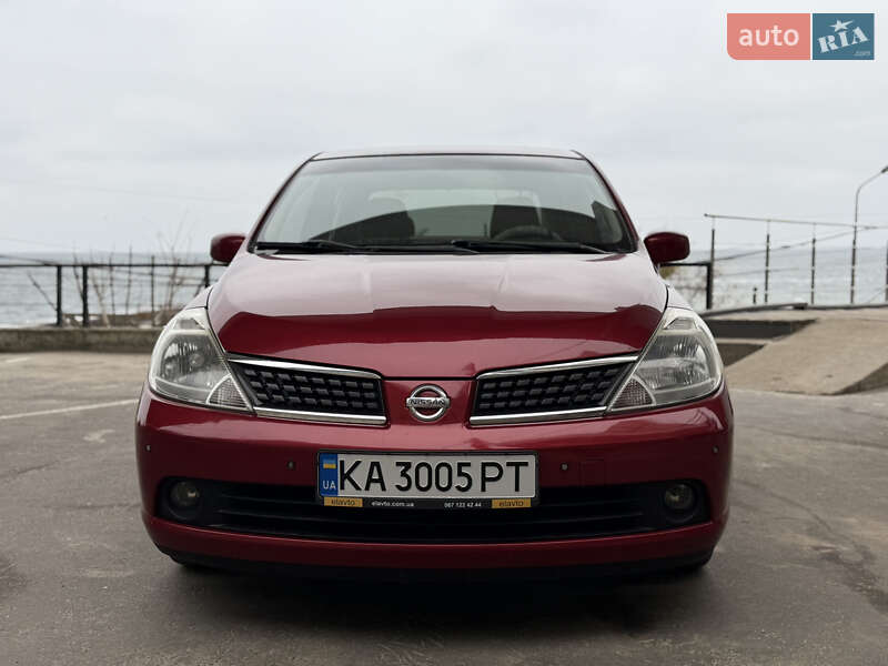 Седан Nissan TIIDA 2008 в Одессе