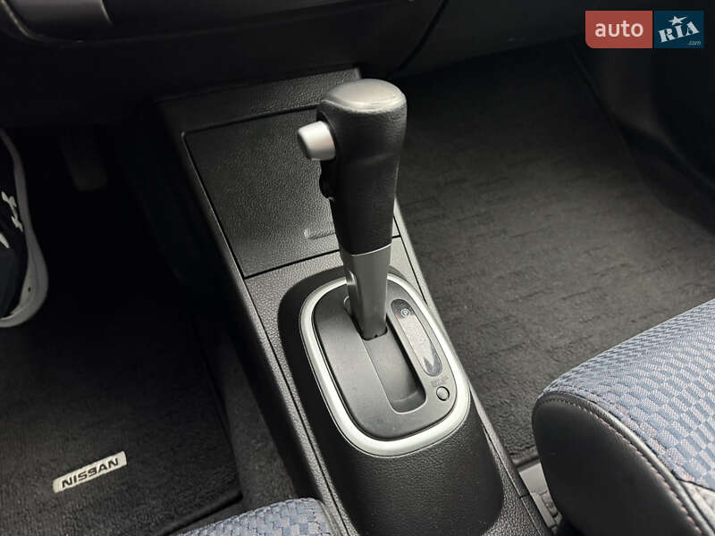 Хэтчбек Nissan TIIDA 2010 в Киеве фото 26 Хэтчбек Nissan TIIDA 2010 в Киеве