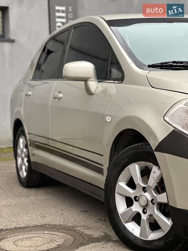 Седан Nissan TIIDA 2007 в Коломые фото 16 Седан Nissan TIIDA 2007 в Коломые