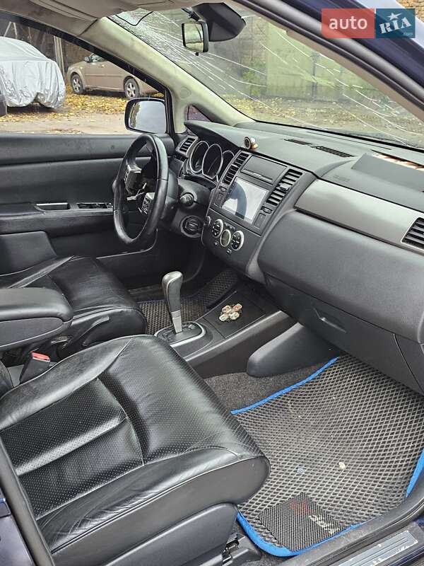 Хетчбек Nissan TIIDA 2007 в Києві