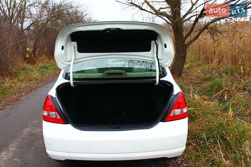 Седан Nissan TIIDA 2007 в Белой Церкви фото 41 Седан Nissan TIIDA 2007 в Белой Церкви