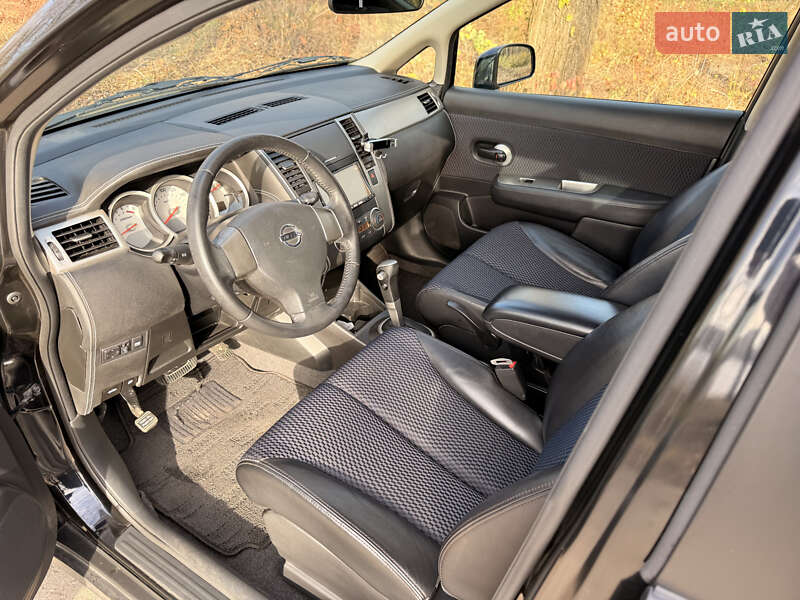 Хэтчбек Nissan TIIDA 2011 в Киеве фото 22 Хэтчбек Nissan TIIDA 2011 в Киеве