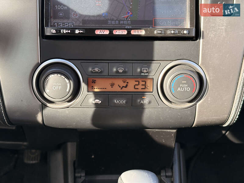 Хэтчбек Nissan TIIDA 2011 в Киеве фото 44 Хэтчбек Nissan TIIDA 2011 в Киеве