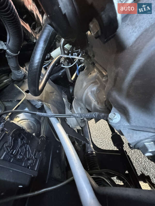 Хэтчбек Nissan TIIDA 2010 в Киеве