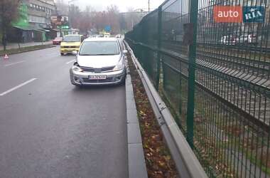 Хетчбек Nissan TIIDA 2012 в Києві