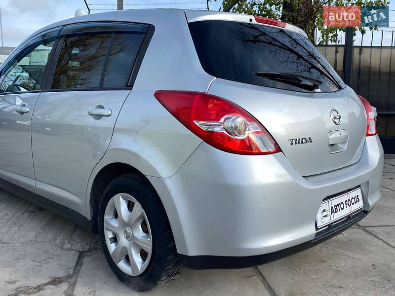 Хэтчбек Nissan TIIDA 2010 в Киеве фото 8 Хэтчбек Nissan TIIDA 2010 в Киеве