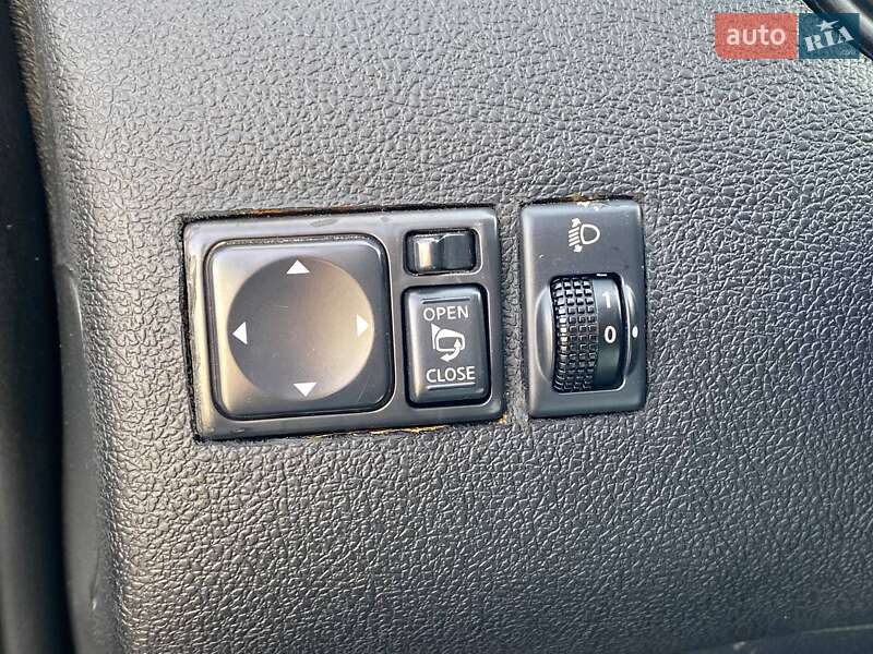 Хэтчбек Nissan TIIDA 2010 в Киеве фото 19 Хэтчбек Nissan TIIDA 2010 в Киеве