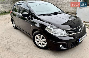 Хетчбек Nissan TIIDA 2011 в Харкові