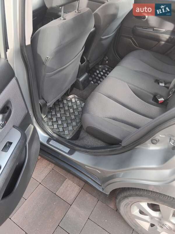 Хэтчбек Nissan TIIDA 2009 в Малине