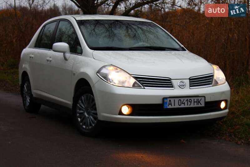 Седан Nissan TIIDA 2007 в Белой Церкви