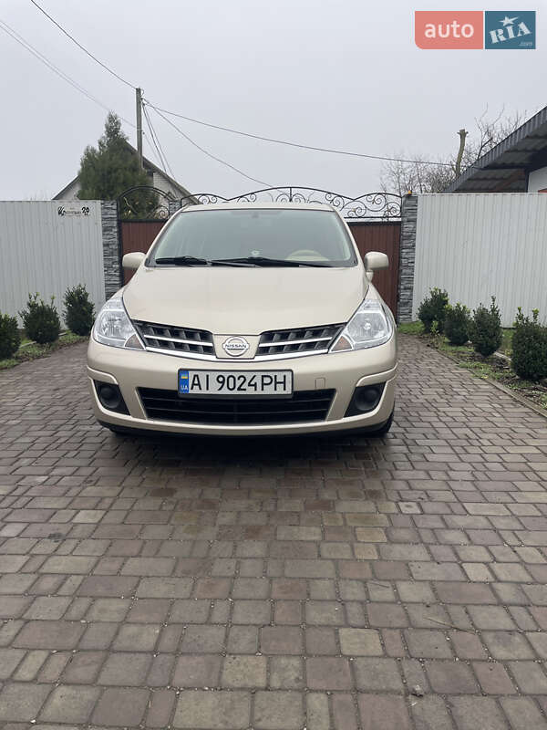 Хэтчбек Nissan TIIDA 2012 в Магдалиновке фото 2 Хэтчбек Nissan TIIDA 2012 в Магдалиновке