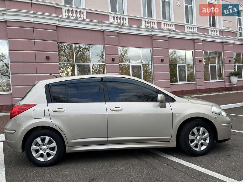 Седан Nissan TIIDA 2011 в Одесі фото 6 Седан Nissan TIIDA 2011 в Одесі