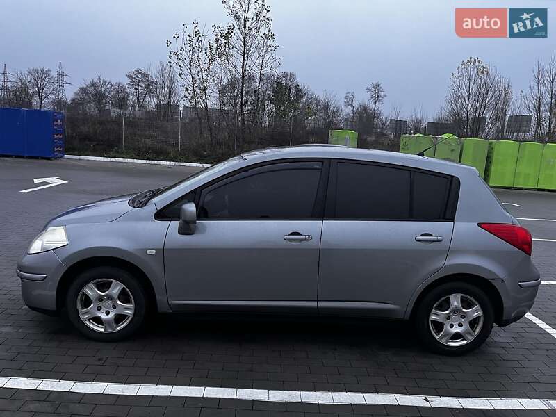 Хэтчбек Nissan TIIDA 2007 в Виннице фото 3 Хэтчбек Nissan TIIDA 2007 в Виннице