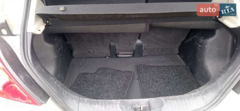 Хетчбек Nissan TIIDA 2008 в Вінниці