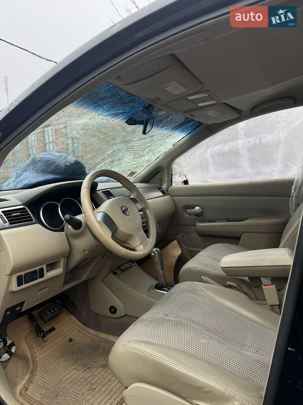 Хэтчбек Nissan TIIDA 2008 в Виннице