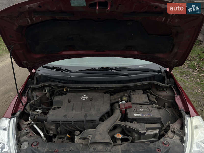 Хетчбек Nissan TIIDA 2008 в Звенигородці