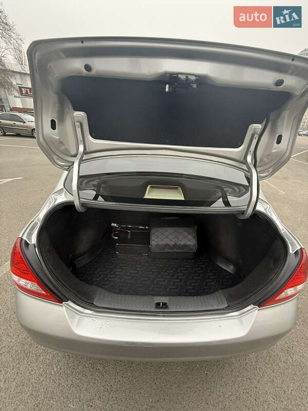 Седан Nissan TIIDA 2007 в Одесі