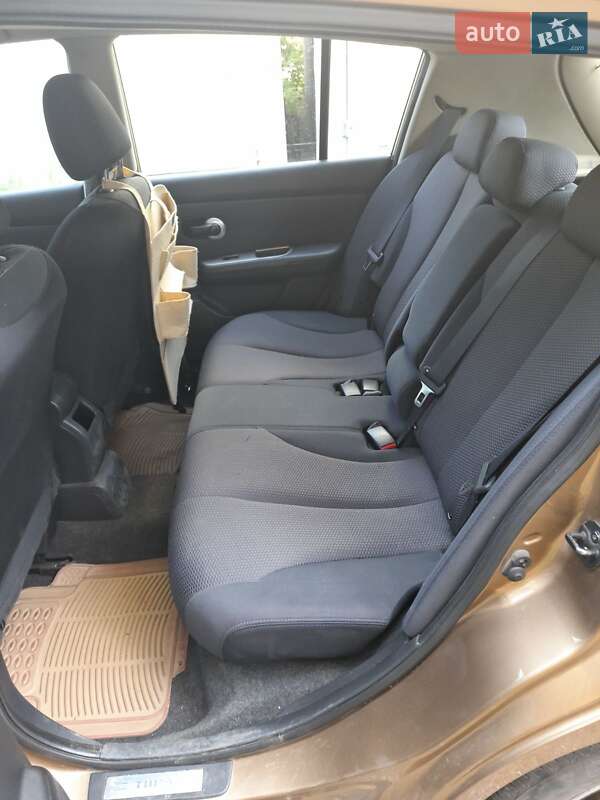 Хетчбек Nissan TIIDA 2008 в Львові