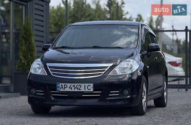 Хэтчбек Nissan TIIDA 2009 в Львове