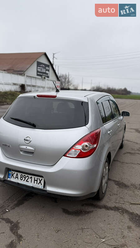 Хетчбек Nissan TIIDA 2010 в Білій Церкві