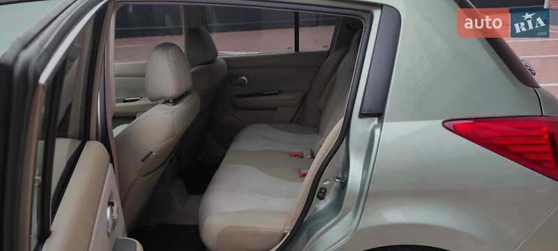 Хэтчбек Nissan TIIDA 2008 в Одессе фото 17 Хэтчбек Nissan TIIDA 2008 в Одессе