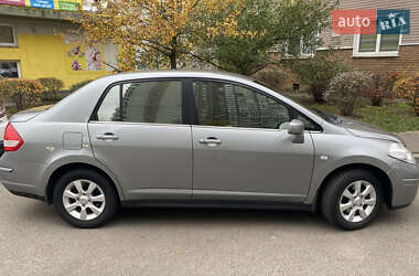 Седан Nissan TIIDA 2008 в Києві