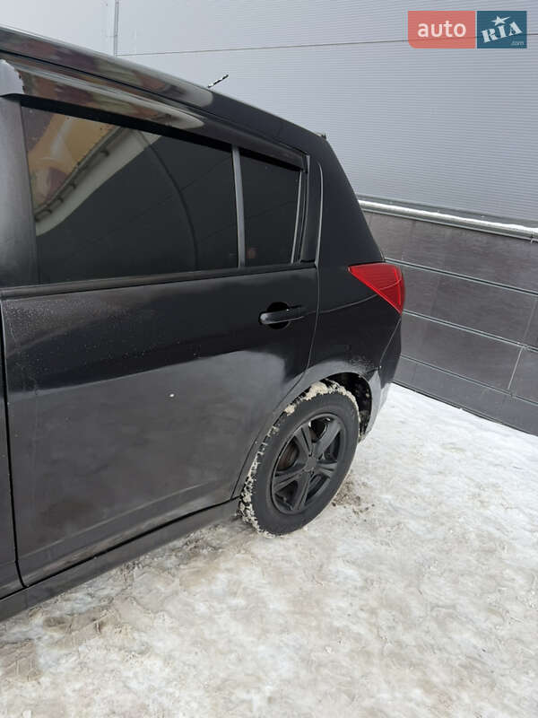 Хэтчбек Nissan TIIDA 2008 в Киеве фото 21 Хэтчбек Nissan TIIDA 2008 в Киеве