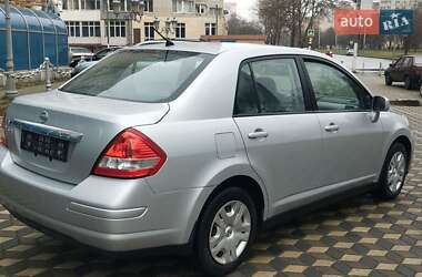 Седан Nissan TIIDA 2010 в Чорноморську