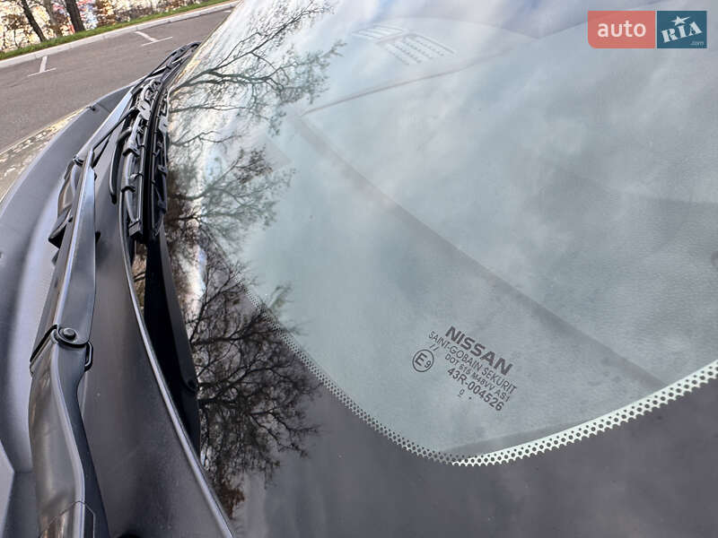 Седан Nissan TIIDA 2011 в Одессе