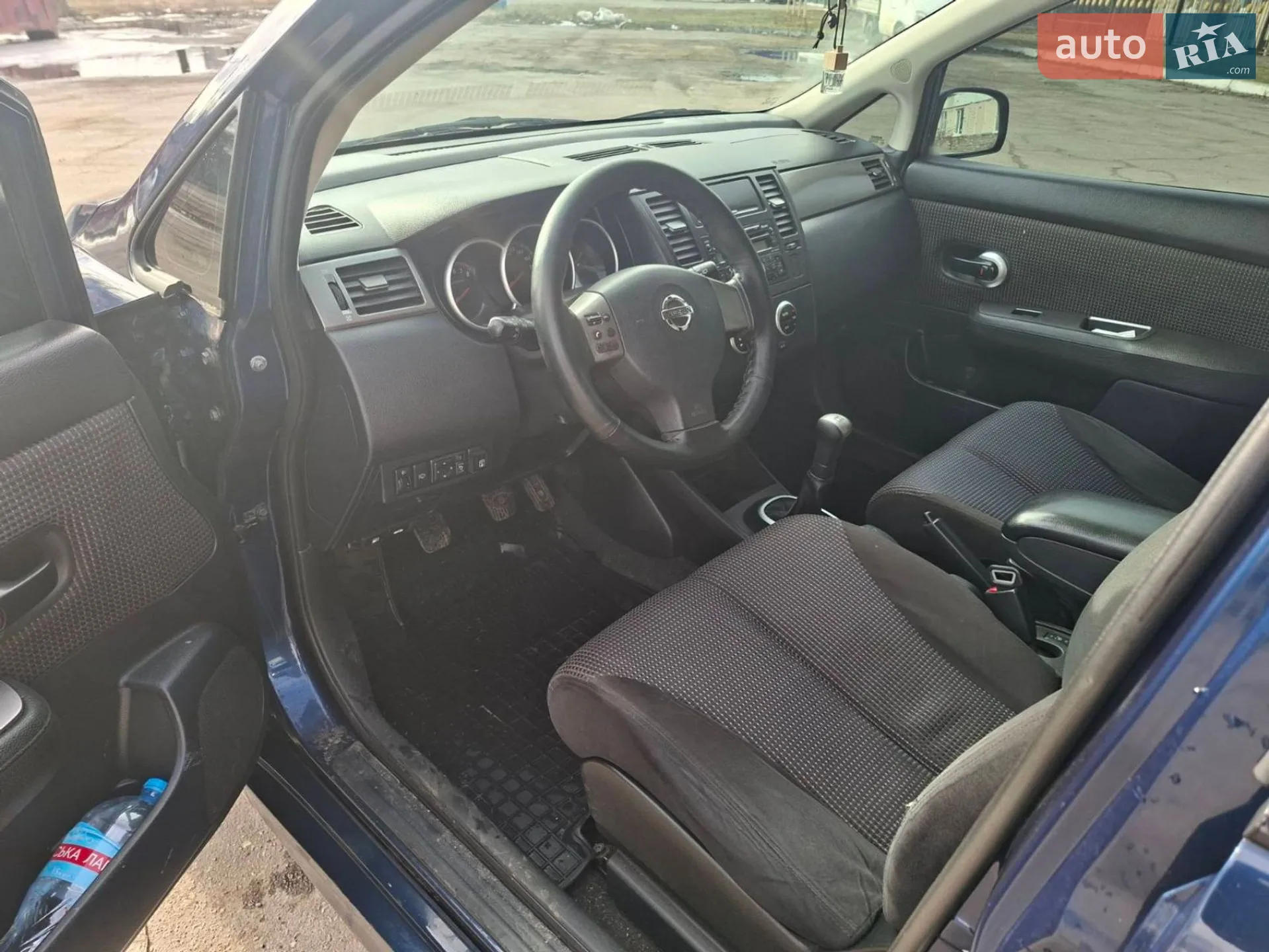 2012 Nissan Tiida - мініатюра 2