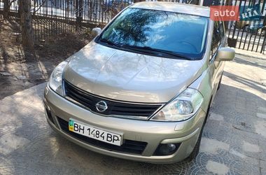 Седан Nissan TIIDA 2012 в Одессе