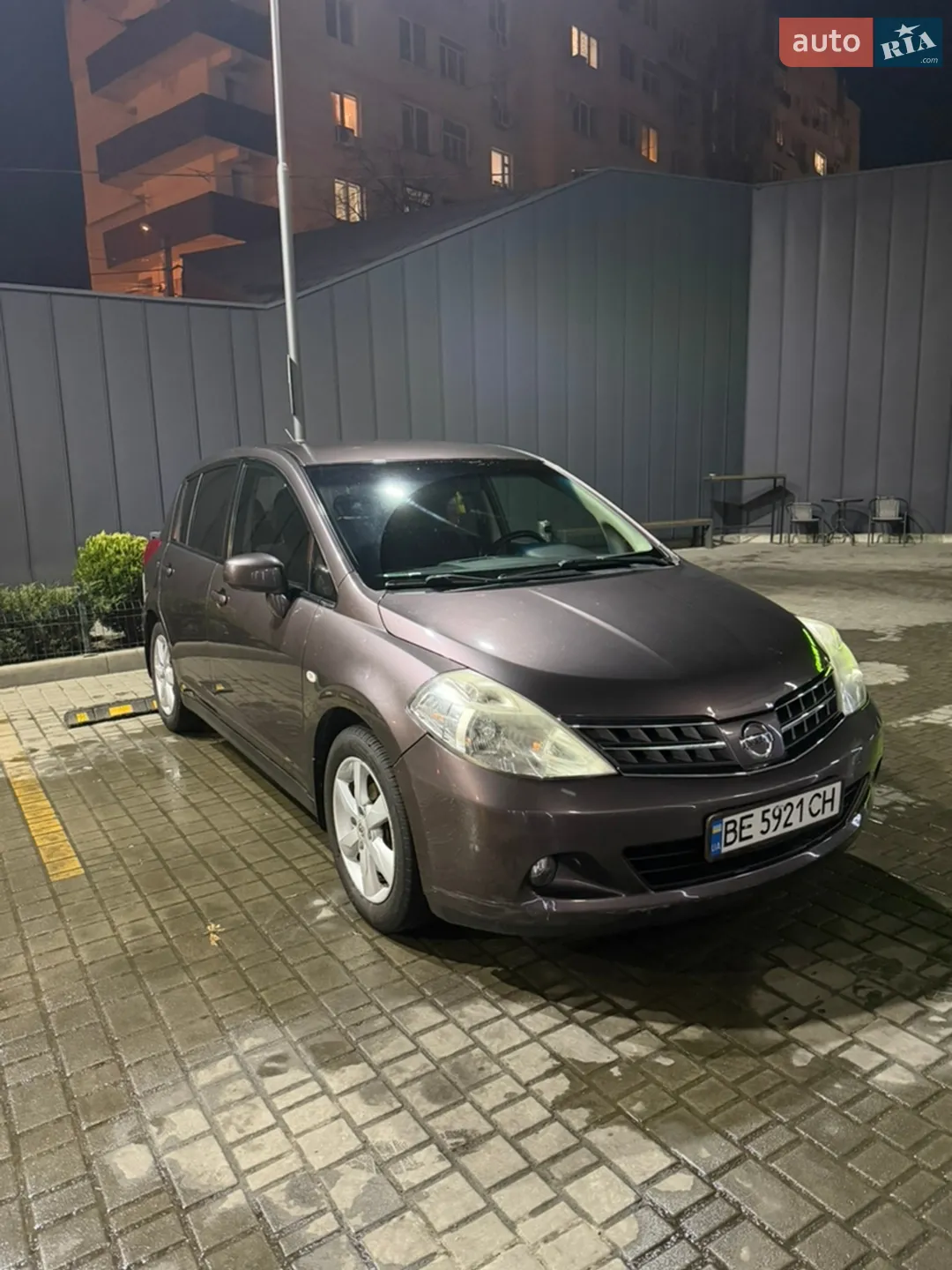 Nissan TIIDA 2008