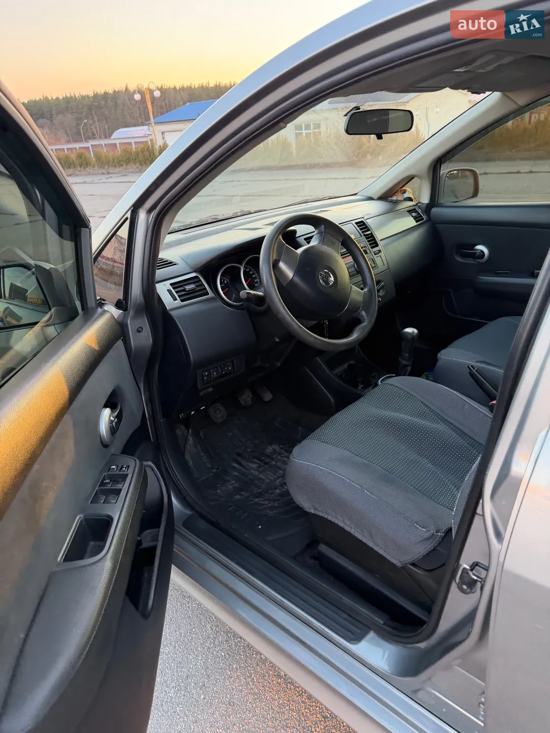 2011 Nissan Tiida - мініатюра 13