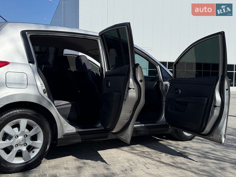 Хэтчбек Nissan TIIDA 2007 в Одессе фото 11 Хэтчбек Nissan TIIDA 2007 в Одессе