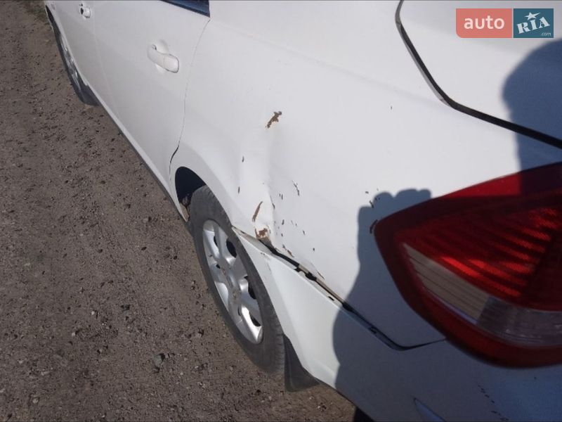 Седан Nissan TIIDA 2008 в Любашівці